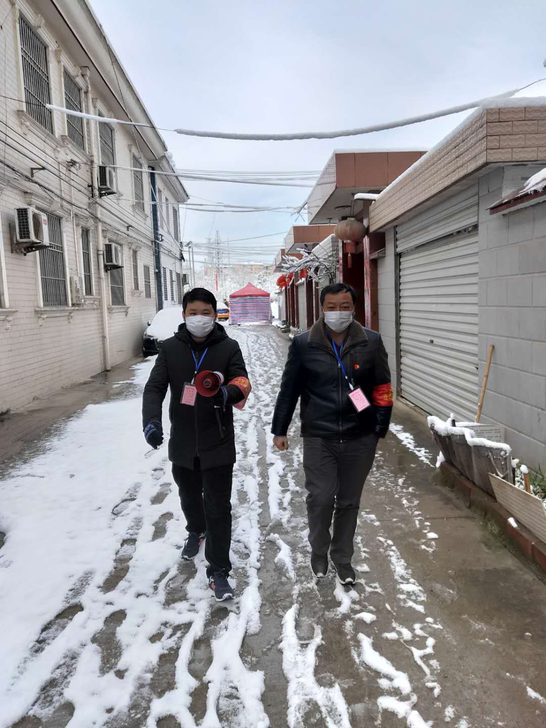 不懼病毒守一線，國投志愿沖在前